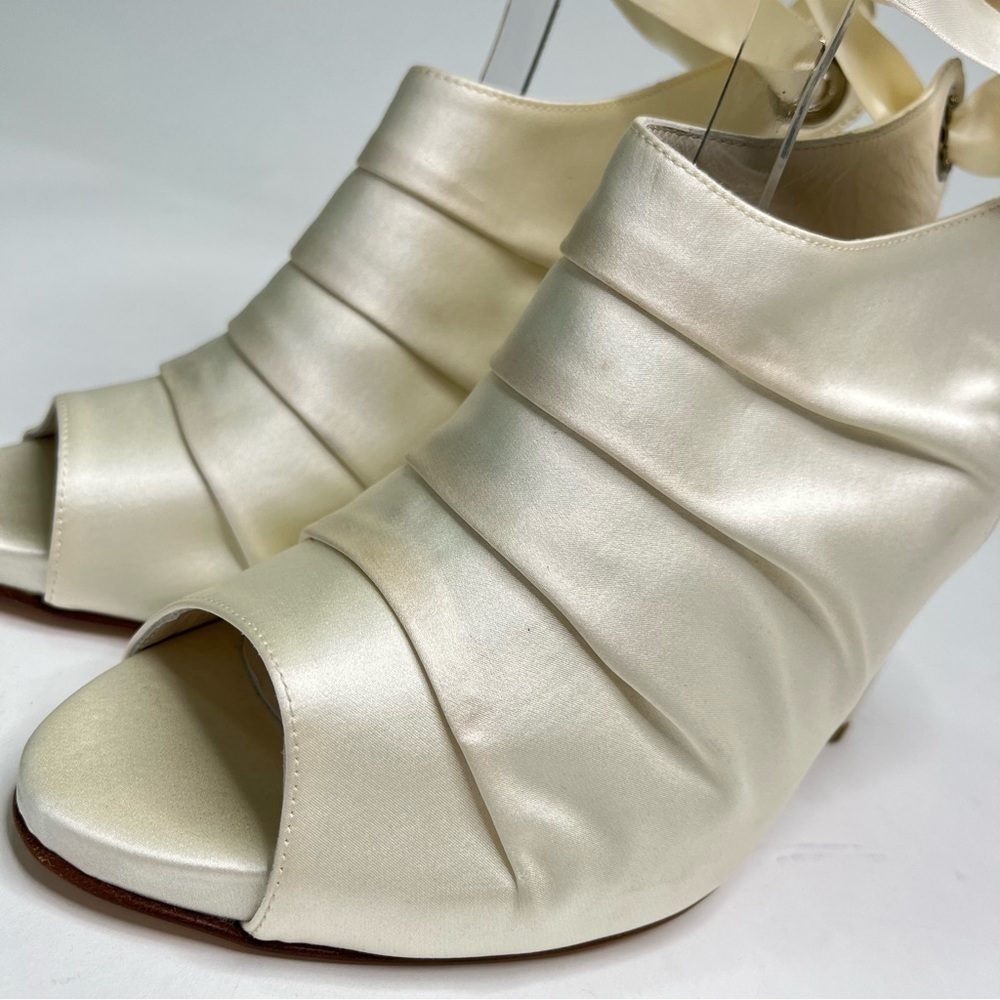 NEW Bridal by Butter Cream Satin Peep-Toe Lace-up Classy Wedding Bridal Pumps - Picture 7 of 14